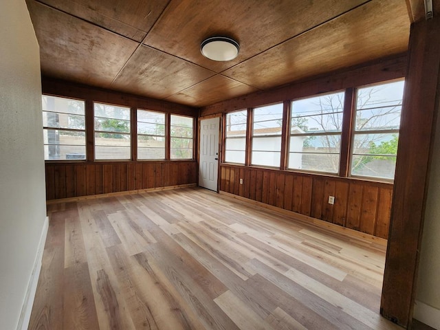 2500 Roper St, Odessa, TX 79761 - unfurnished sunroom featuring a water view