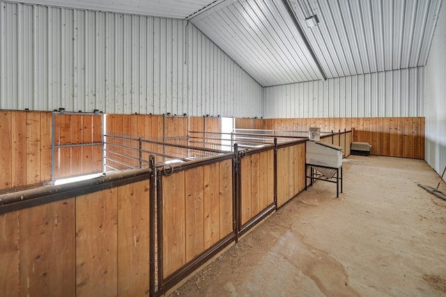 7101 W County Rd 44, Midland, TX 79707 - view of stable