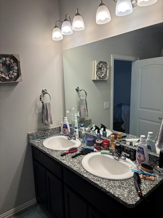 6912 Boss Rnch, Odessa, TX 79765 - ensuite bathroom with double vanity