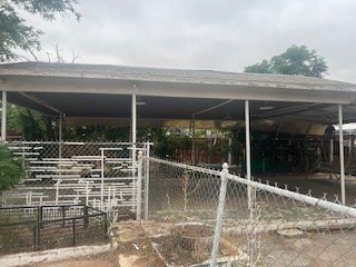1302 S Texas Ave, Odessa, TX 79761 - view of horse barn