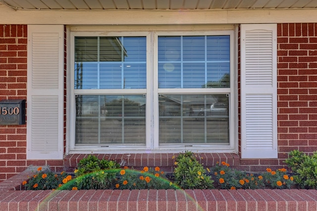 1500 S Bruce Ave, Monahans, TX 79756 - exterior view of brick siding