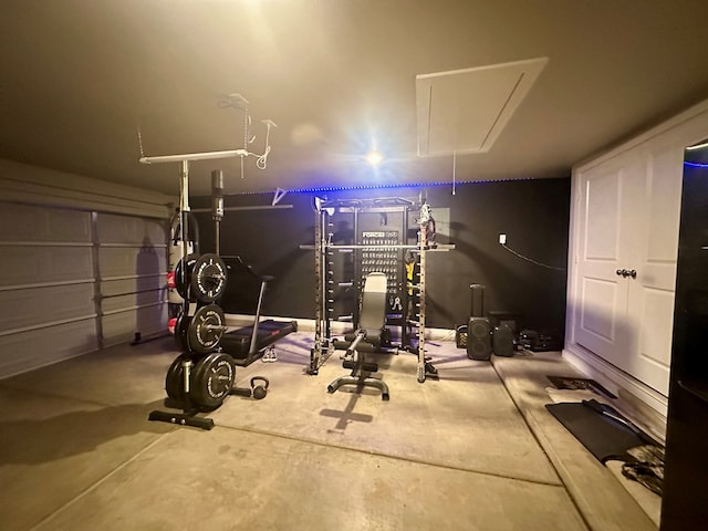 1311 Red Cliff Ave, Odessa, TX 79765 - view of garage