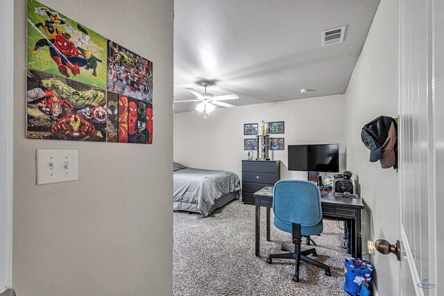811 E 97th Ct, Odessa, TX 79765 - bedroom with carpet flooring, ceiling fan, and an office area