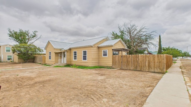 916 W 6th St, Pecos, TX 79772 - photo 3