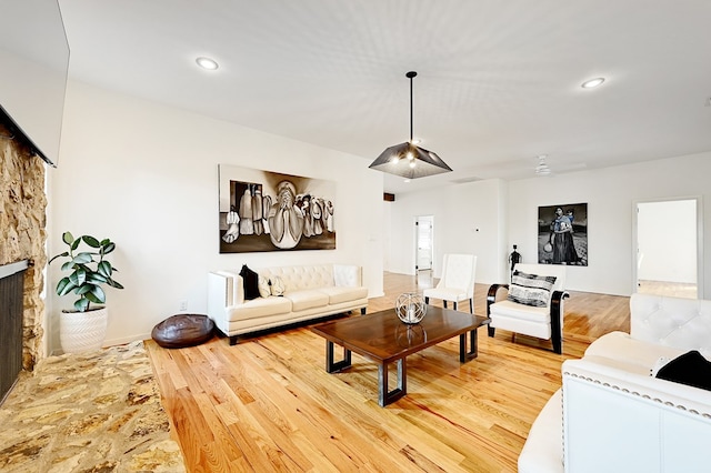 1007 E Texas St, Marfa, TX 79843 - living room with light wood-style flooring and recessed lighting