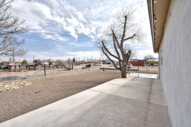 1007 E Texas St, Marfa, TX 79843 - view of yard featuring a patio area