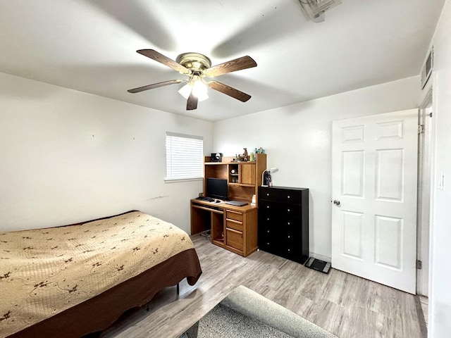 503 E Hendryx Ave, Alpine, TX 79830 - bedroom featuring light wood finished floors and ceiling fan