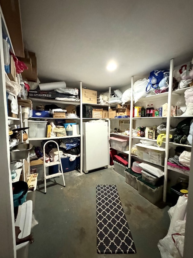 503 E Hendryx Ave, Alpine, TX 79830 - view of storage area