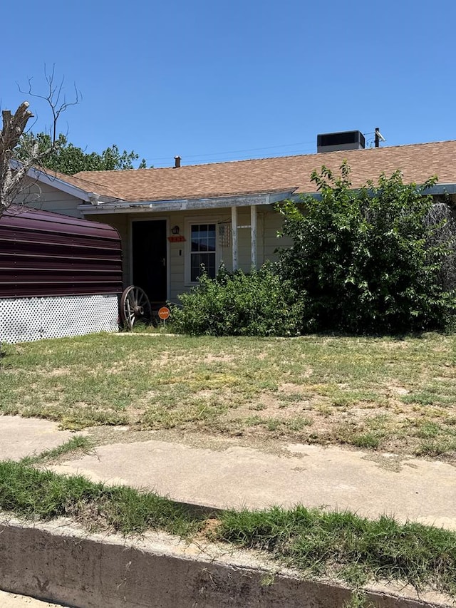 947 S Pine St, Kermit, TX 79745 - photo 1