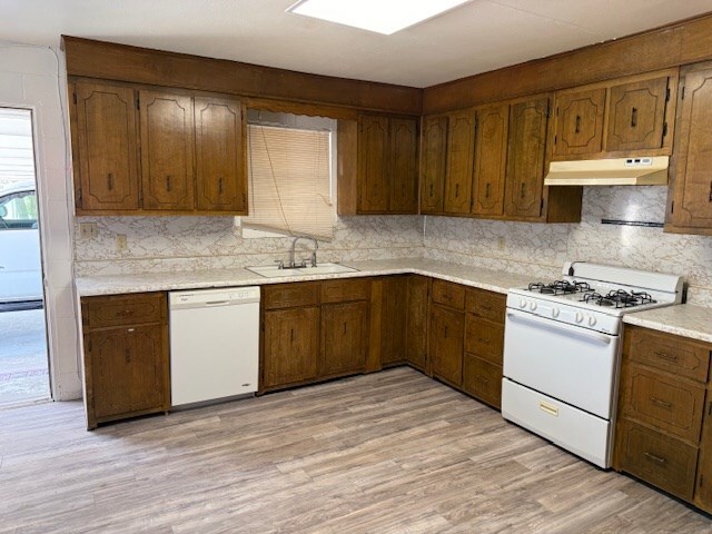 419 N Cross, Wink, TX 79789 - photo 17