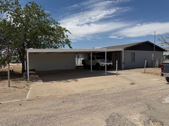 419 N Cross, Wink, TX 79789 - photo 9