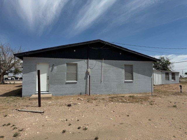 419 N Cross, Wink, TX 79789 - photo 6