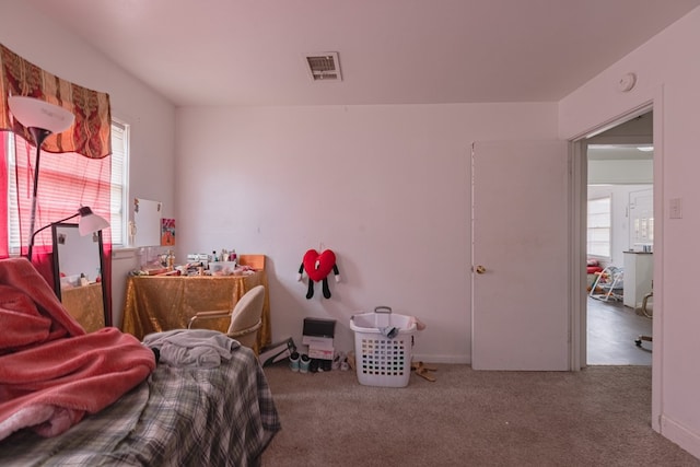 900 N Dotsy Ave, Odessa, TX 79763 - bedroom with carpet