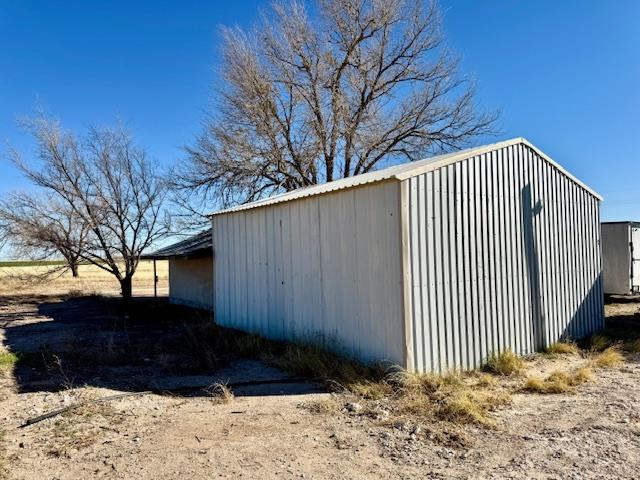 view of outdoor structure