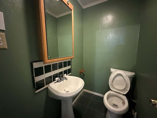 902 W 39th St, Odessa, TX 79764 - bathroom with tile patterned flooring and toilet