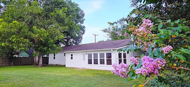 209 7th St, Markham, TX 77456 - photo 29