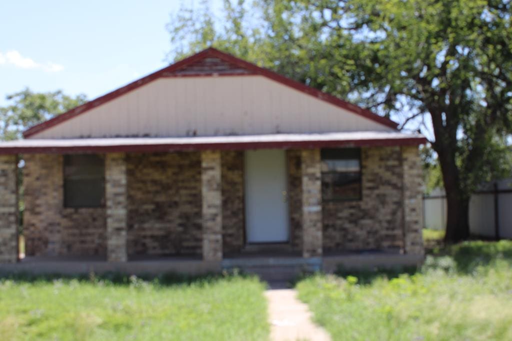 815 Graham Ave, Odessa, TX 79763 - photo 1