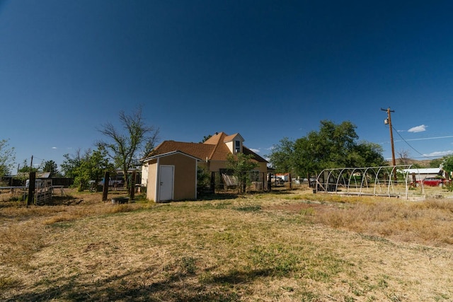 603 N 11th St, Alpine, TX 79830 - view of yard featuring a shed