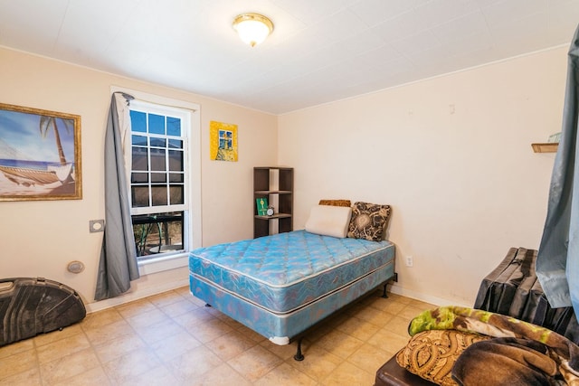 603 N 11th St, Alpine, TX 79830 - bedroom featuring multiple windows