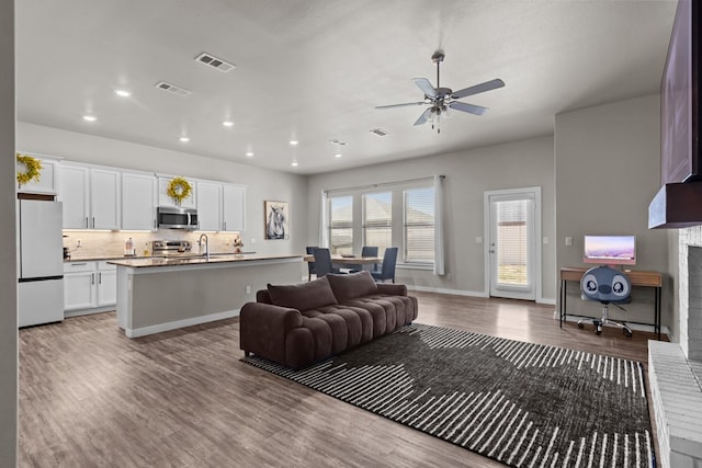 1320 Bourbon St, Odessa, TX 79765 - photo 5