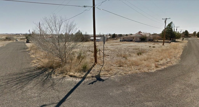 504 Mendias St, Marfa, TX 79843 - photo 4