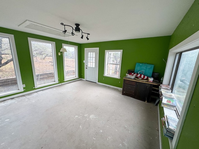 101 Stage Coach Pass, Fort Davis, TX 79734 - unfurnished office featuring concrete floors