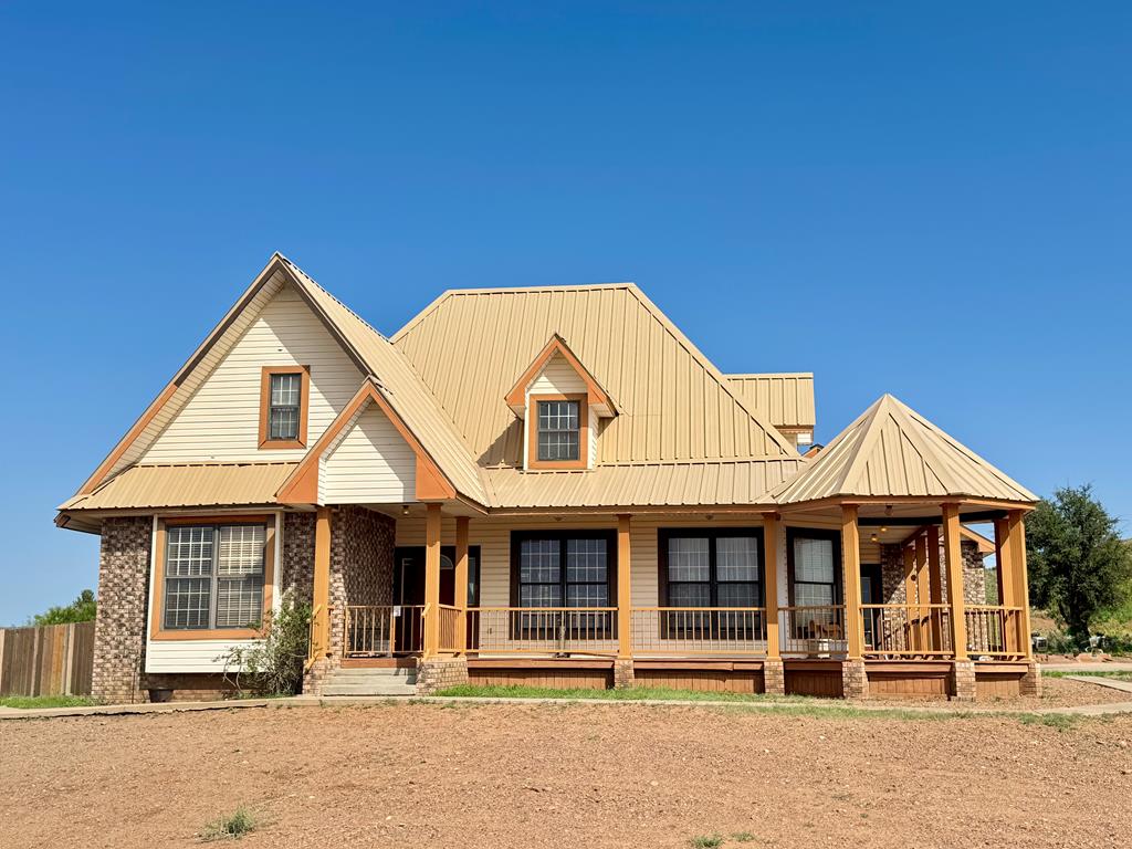 2005 Longbranch, Alpine, TX 79830 - photo 1