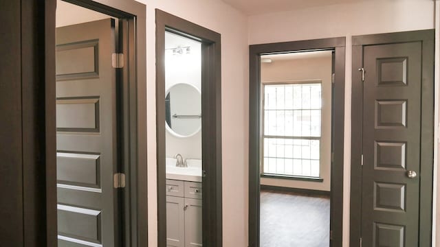 4603 N Tom Green Ave, Odessa, TX 79762 - hallway with a sink