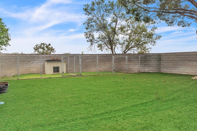 1000 S Nelson Rd, Monahans, TX 79756 - fenced backyard with an outdoor structure and exterior structure