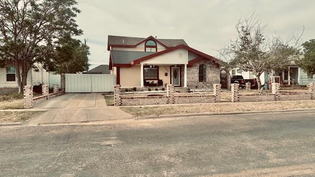 2404 W 10th St, Odessa, TX 79763 - view of front of property