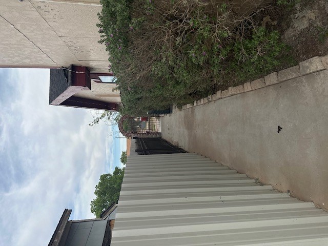 2404 W 10th St, Odessa, TX 79763 - view of staircase