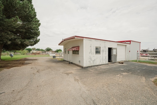 3708 N Moss Ave, Odessa, TX 79764 - view of outbuilding with fence