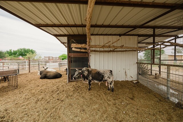 3708 N Moss Ave, Odessa, TX 79764 - view of stable