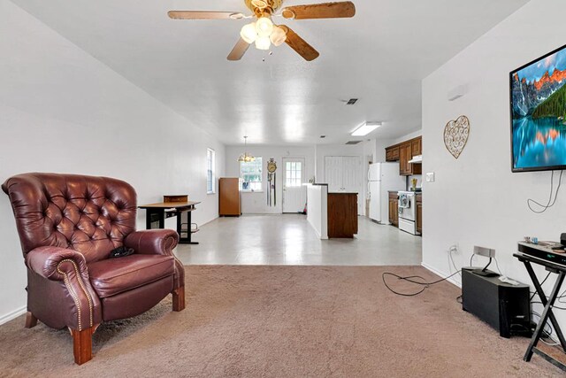 1206 Alameda Ave, Odessa, TX 79763 - living area featuring ceiling fan