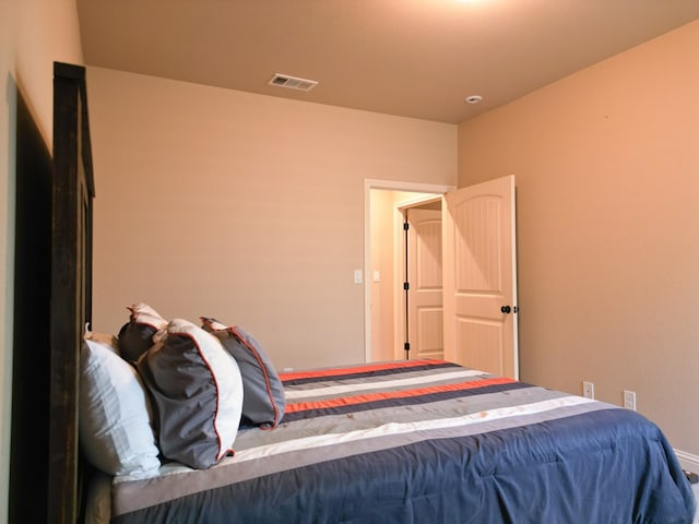 32 Balmoral Cir, Odessa, TX 79765 - view of bedroom
