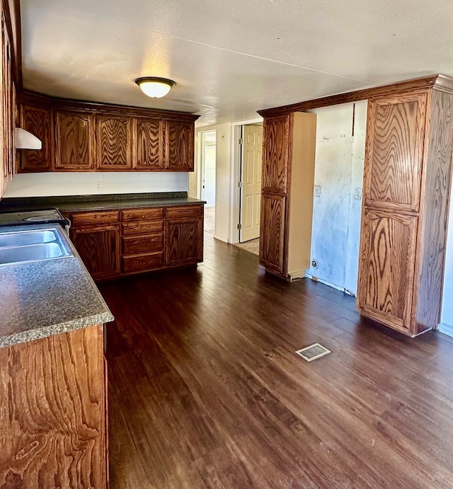 264 Dobbs Ave, Odessa, TX 79761 - photo 6