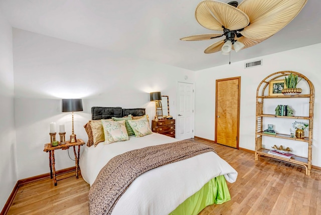 1600 W Kansas Ave, Midland, TX 79701 - bedroom featuring wood finished floors and ceiling fan