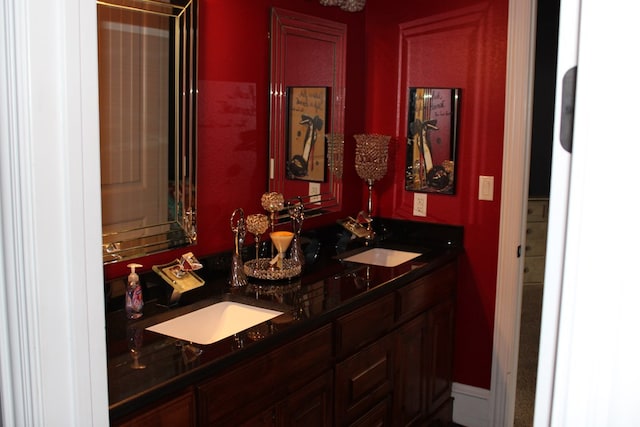 173 W 87th St, Odessa, TX 79764 - bathroom featuring double vanity