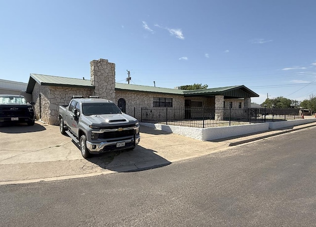5608 Mcknight Dr, Odessa, TX 79762 - photo 1
