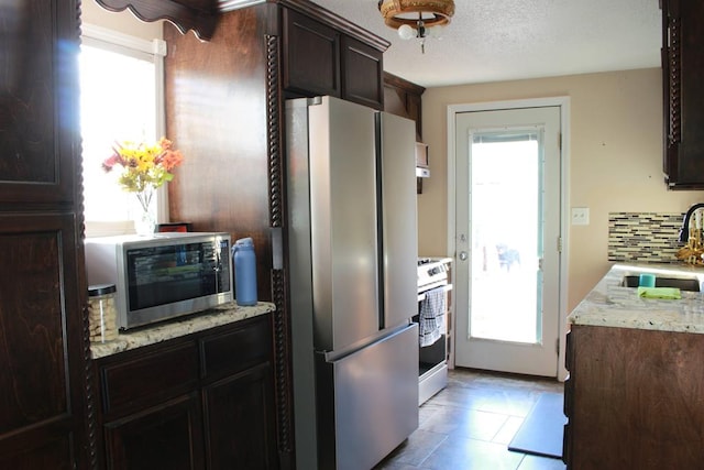 1322 Wilson St, Odessa, TX 79763 - photo 9