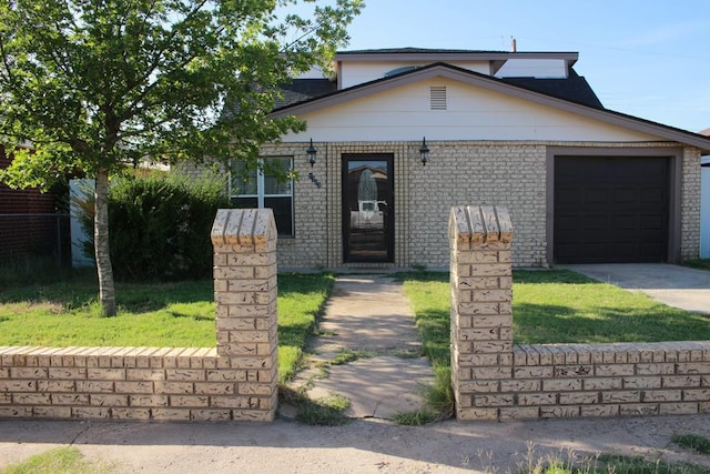 1322 Wilson St, Odessa, TX 79763 - photo 1