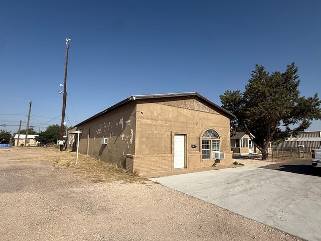 501 N Main, Monahans, TX 79756 - photo 2