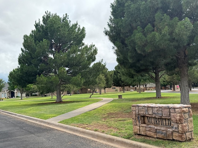 5 Muirfield Dr, Odessa, TX 79762 - surrounding community featuring a lawn