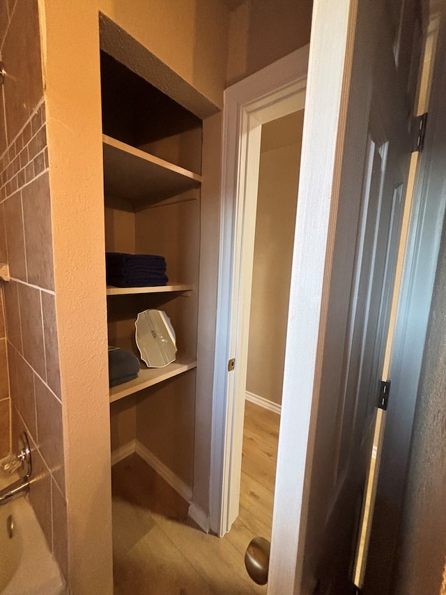 314 SW 11th Pl, Andrews, TX 79714 - view of closet