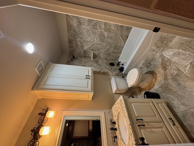 1205 Silverton Dr, Midland, TX 79705 - view of bathroom