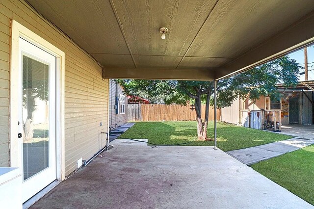914 N Howard Dr, Midland, TX 79703 - photo 23