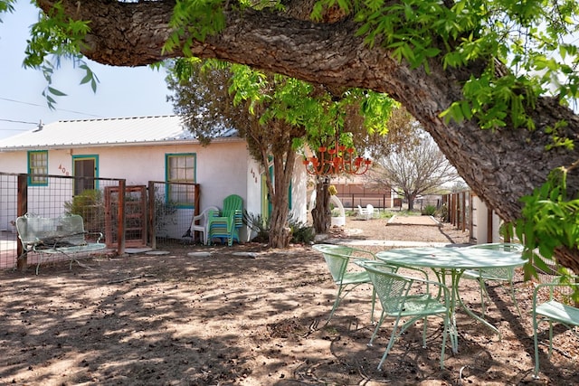 408 W 2nd St, Marfa, TX 79843 - view of fenced backyard