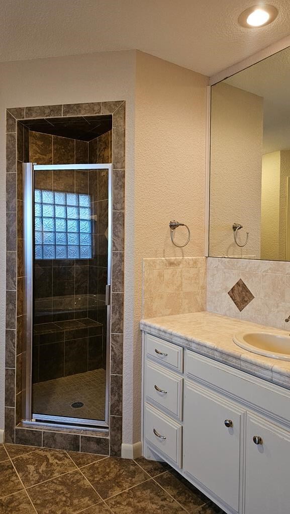 4316 Mercedes Dr, Midland, TX 79703 - photo 15