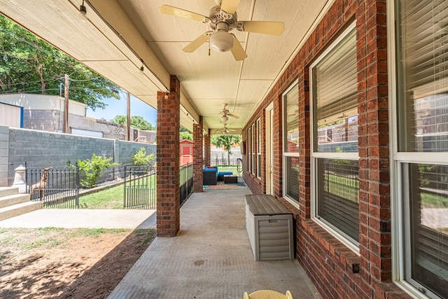 404 SW 21st St, Seminole, TX 79360 - porch featuring ceiling fan