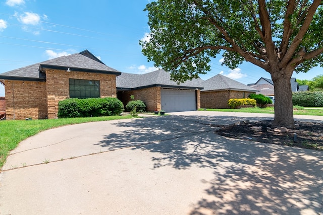 5212 Green Tree Blvd, Midland, TX 79707 - photo 2
